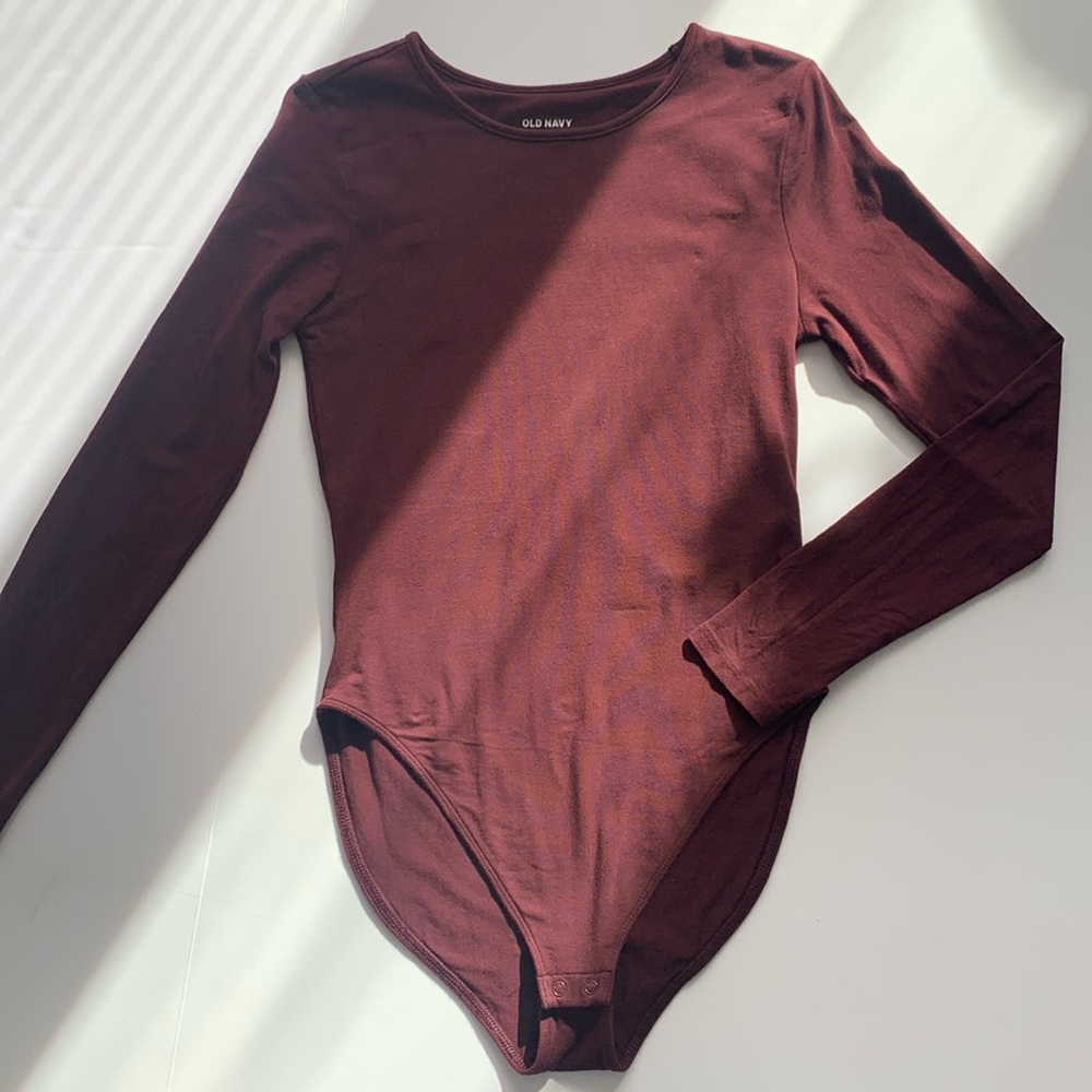 OLD NAVY BURGUNDY BODYSUIT SIZE MEDIUM WOMENS